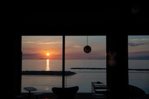 TORIKKA Stay -海だけが見える宿-