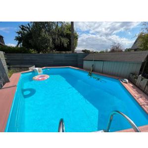 Spacieuse maison avec piscine