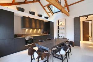 Super premium --Cadogan Square 3 bedroom apartment