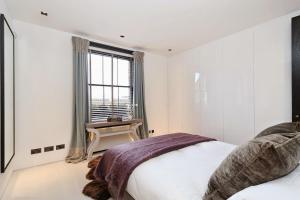 Super premium --Cadogan Square 3 bedroom apartment