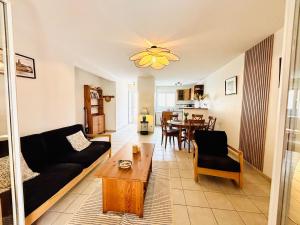 Le Cersois,proche Canal du Midi et de la Mer, environnement paisible et parking privé