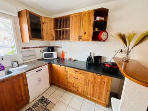 Le Cersois,proche Canal du Midi et de la Mer, environnement paisible et parking privé