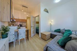 Cozy Little Place - Parking Available