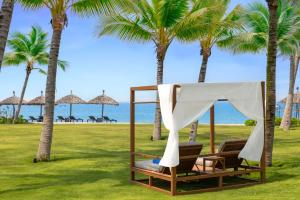Royal Beachfront Villas Danang