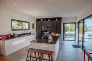 Villa Terra Bella hauteur de la ville avec piscine et vue mer