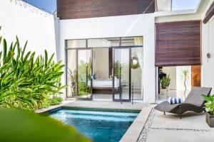 The R Villa Toba - incl. Motorbikes