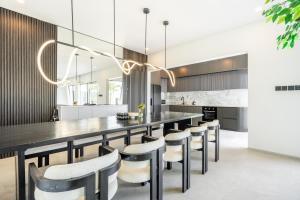 Luxus Oase - the R Villa Luwa mit Butler & Privatkoch