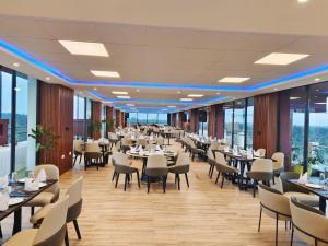 Glam Hotel Nairobi - Near Westgate Mall, Westlands