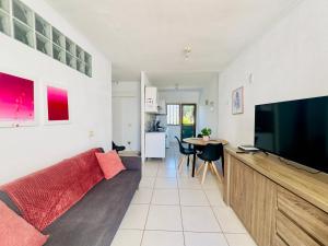 Nice 2 bedroom flat with big Pools and big terrace Parque don José, 313