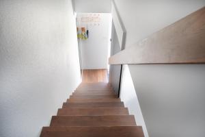 Riverfront Villa 6 Surfers Paradise with Pool