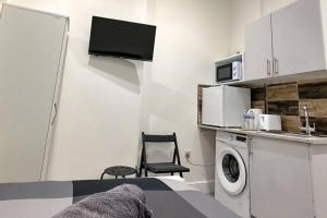 Studio - Sleeps 2 - Short Walk to Ealing Broadway