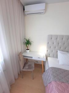 Квартира посуточно двокімнатна у мікрорайоні Садовий Мережа Alex Apartments Документи для відряджень ФОП 3 група