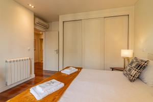 Chiado Deluxe Design 3 BR Apartment