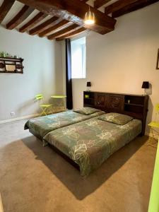 Ma maison de famille, grange du 18e siècle, jardin