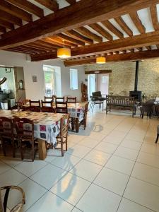 Ma maison de famille, grange du 18e siècle, jardin