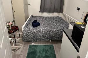 Studio - Sleeps 2 - Acton Park & Stn Close