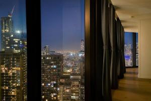 Contemporary City Retreat Near Crown Casino