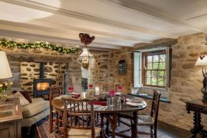 Tregadjack Farmhouse