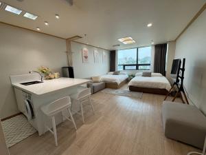 [Hongik-Univ]Cozy Studio