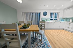 AltoHaus Luxury 4BR House By AltoLuxo Short Lets & Serviced Accommodation With Parking