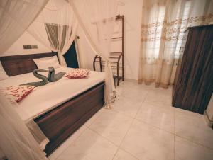 Canopy villas