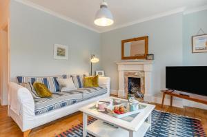 2 Bed in Fowey oc-p00638