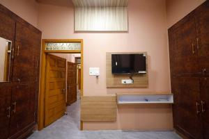 Mahadev Paying Guest House