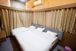 Mahadev Paying Guest House