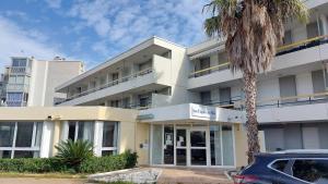 Studio cabine avec parking privé sécurisé