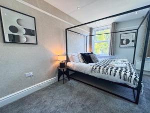 Large 6-Bed Victorian House Prime Harrogate Stay