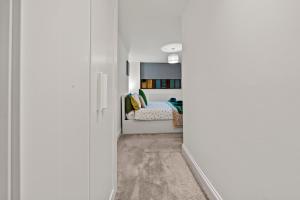 Harbour Suite Luxury Central 3BR House By AltoLuxo Short Lets Serviced Accommodation With Free Wifi & Parking