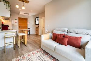 GuestRedy - A Modern Stay in Machico