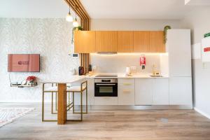 GuestRedy - A Modern Stay in Machico