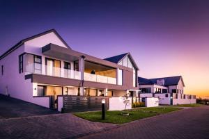 Ridgeview Manor Apartment