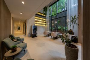 B homy Perdizes Aril