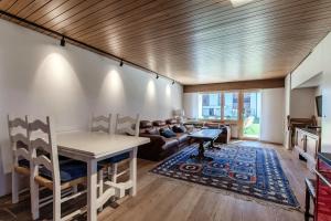 Prada Laax by Quokka 360 - building with sauna