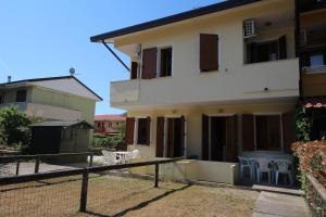 Enjoy our flat with garden in Rosolina