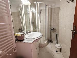 5D Baleeira - Casas & Papeis