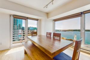 Newmark Bayview Luxury Suite