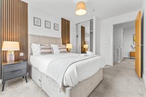 Modern 2BR Urban Nest In Salford, Manchester for 4