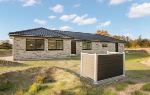 Gorgeous Home In Ålbæk With Wifi