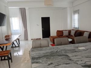 Anusorn Home and Garden