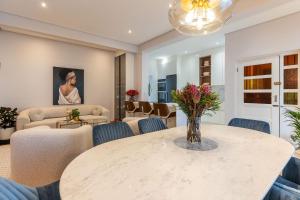 Serenity Sprinkles Luxury Retreat in Green Point