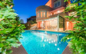 Villa NOVI by Villas Guide