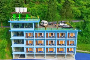 Hotel The HSR, Mussoorie #Scenic Mountain View #Premium Rooms #Cafe