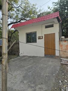 Hotel Shree Kedarnath in front of railway station platform no 8