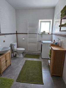 Warburg, FeWo "Sweet Home" 2,5 Zi- EG-separater Eingang - Parkplatz - Terasse- komfortabel,renoviert