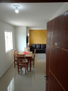 Cobertura 3 quartos na praia de ingleses