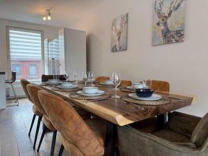 Spacious Family Home and Free Parking in Eindhoven