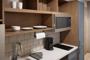 Candlewood Suites London South by IHG